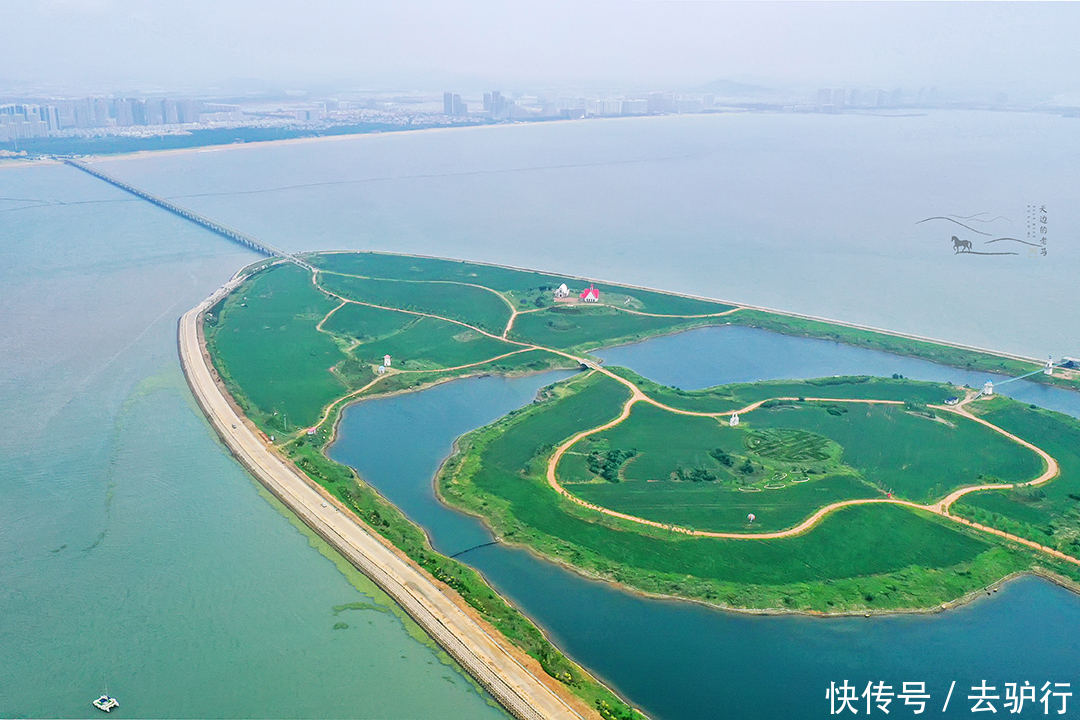 山东幽静的“空城”：海景房里空荡荡，大白天马路也少见车辆出没