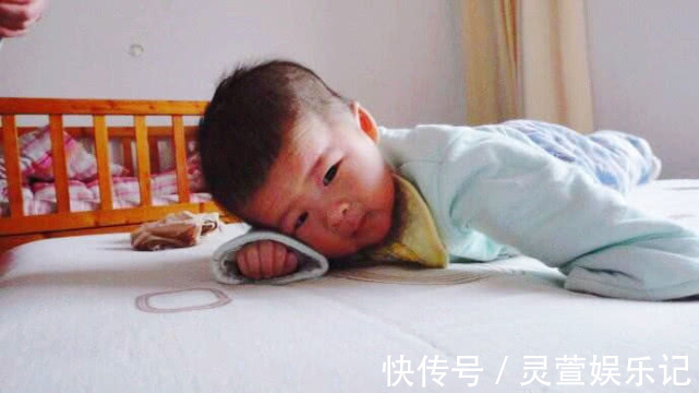 发育|宝宝为什么要多趴?1-3个月是娃练趴的“黄金期”,家长不要错过