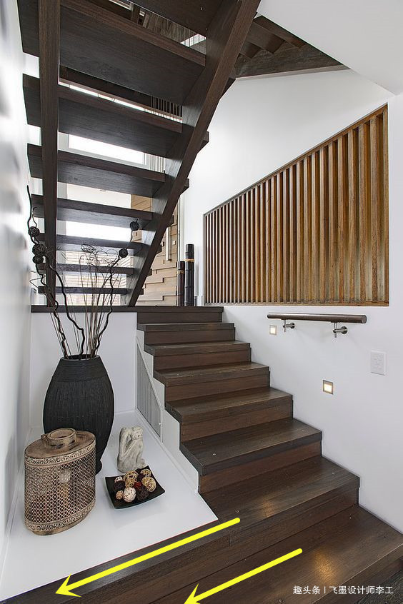 楼梯|好好的楼梯下方空间,朋友却故意做踏步延伸全堵住!没想到挺实用