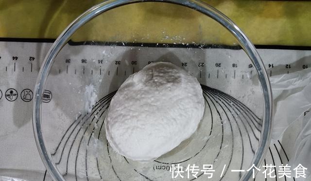 水晶紫薯糕，晶莹剔透，好吃不上火！