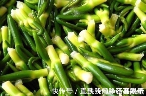 功效|晚上翻来覆去睡不着？不妨用此物泡水喝，告别失眠，安稳一整晚！