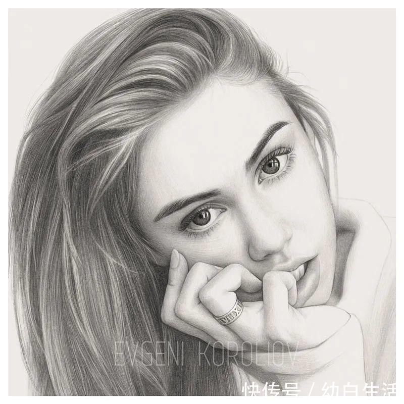 手绘$总被怼素描画得像头盔,瞧她用自动铅笔画,笔笔都是功力,厉害了!