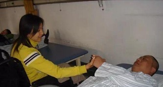 从意气风发到瘫坐轮椅，高位截瘫后公开征婚的梁艺，现状如何！