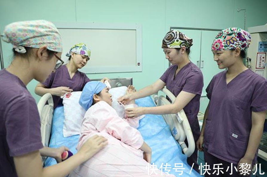 用意|产妇刚生完孩子,护士为啥会刻意问“是男是女”?用意不简单