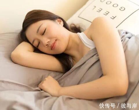 熬夜会不会留痘印？不想留痘印，这些坏习惯确实需要改一改！