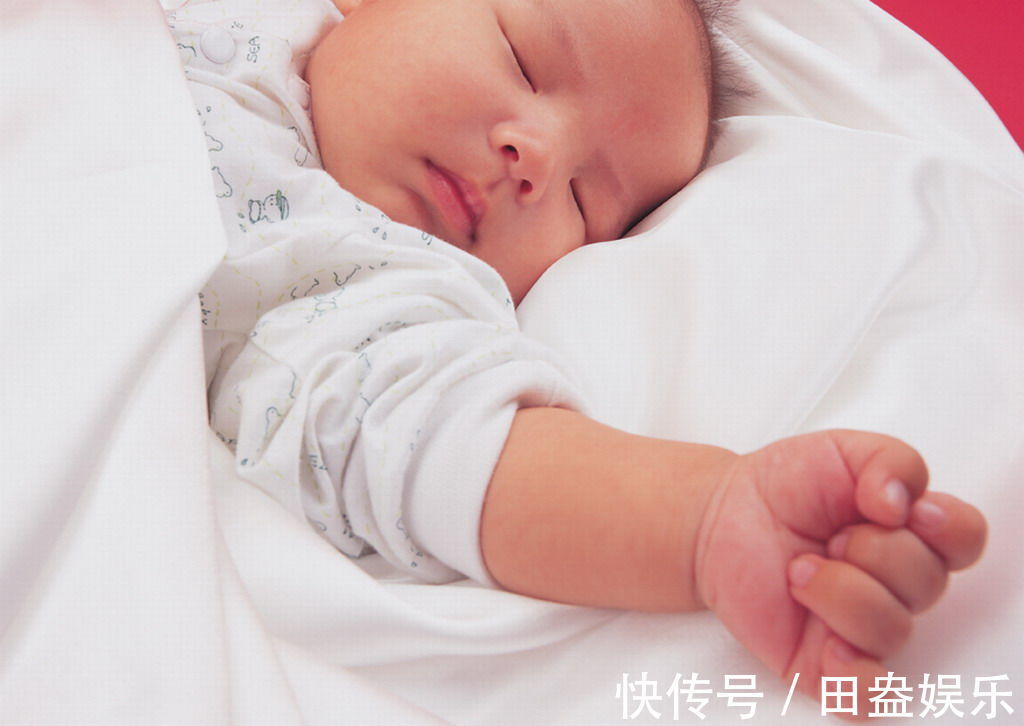 肌张力|新生儿出生后必做的三项检查,有两个关系智力发育,父母不可大意