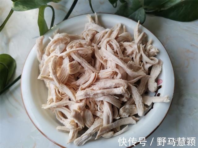 鸡肉超好吃的做法,不炸也不炖,元旦家宴做一盘,保证受欢迎