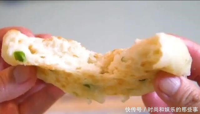 柔软冠军非它莫属,发面葱花饼新做法,100%成功零失败!