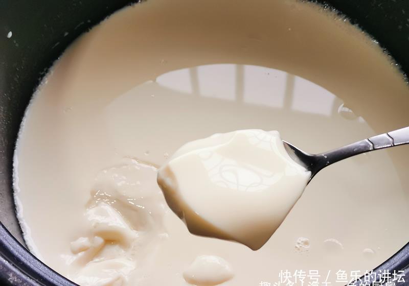 早餐|自制豆腐脑,简单零失败,清淡不腻口,早餐喝一碗暖暖的舒服