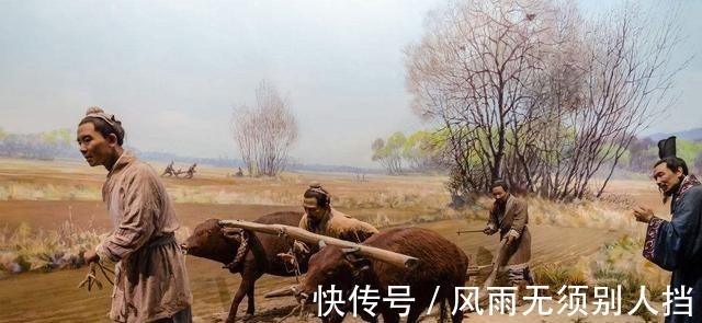 老农夫!老农夫一上联“水车车水,水随车,车停水止”,下联千古绝对!