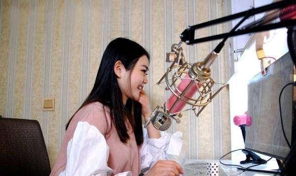 行业|又一行业迎来爆发！连明星、企业家都抢着入行，平均月薪达9423元