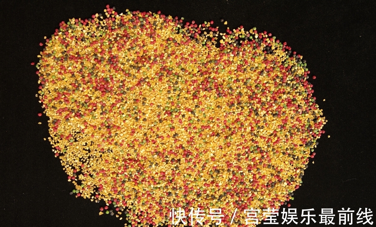 冬季钓鱼不用早起?老大爷起得比夏天还早,大板鲫用桶装!