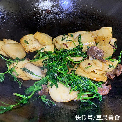 最适合冬天吃的炒饵块,美味又暖身