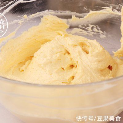 舒可曼|超级简单的无泡打粉版黄油蛋糕，赶快get起来