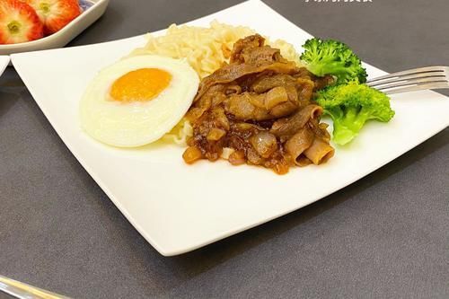 肥牛|40岁阿姨轻断食晚餐，简单营养，低脂饱腹，同事：难怪体重不过百