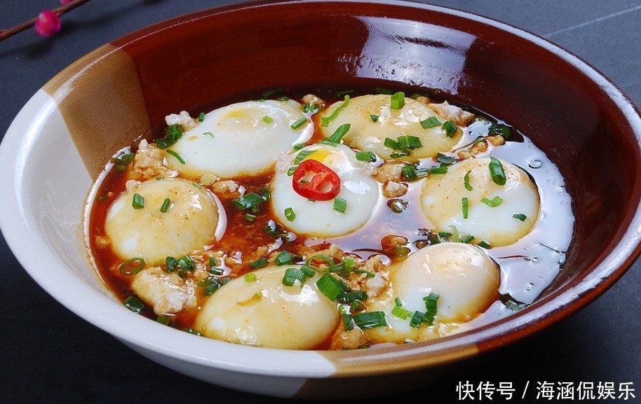 美味|鸡蛋别再炒着吃了!大厨教你新吃法,8分钟搞定,营养美味吃着香
