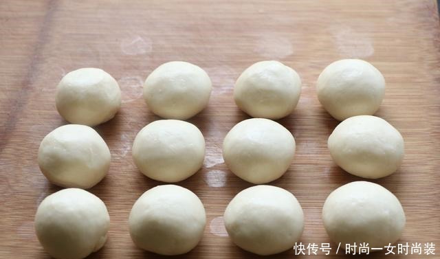 水油皮|外面一个要8块钱,自己在家做好吃无添加,咬一口酥得掉渣,太香