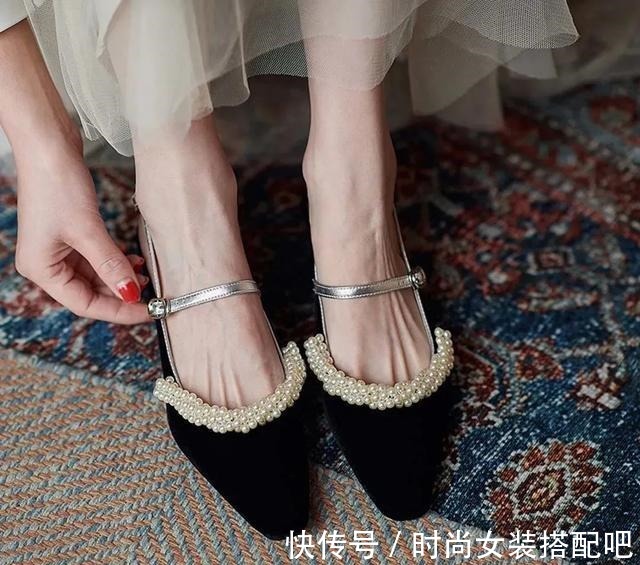 方头 今年夏天,好看的凉鞋长这样!今年夏天,好看的凉鞋长这样!