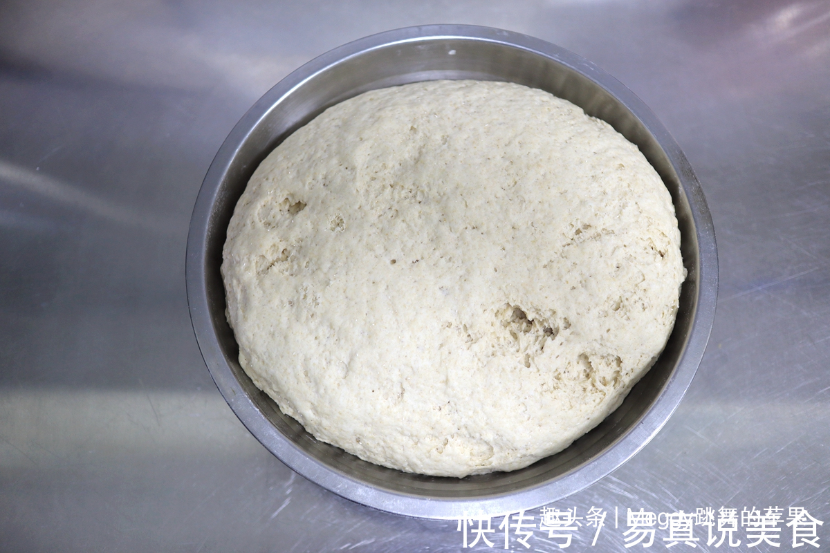 家有干笋干货别发愁，苹果姐蒸大包子这招真赞，浓香暄软口感好
