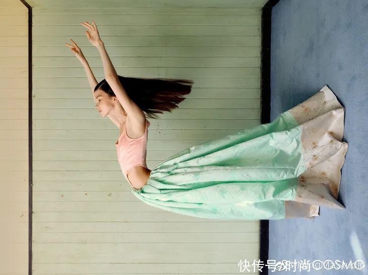 区别|乡村碎花裙/油画感碎花裙，有什么区别？