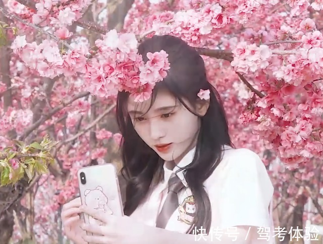 jk|有一种“整容”叫鞠婧祎穿JK制服,漫画脸小翘鼻,美到巅峰了!