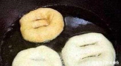 油饼|在家也能自己做油饼,干净又卫生,还比外面卖的好吃!