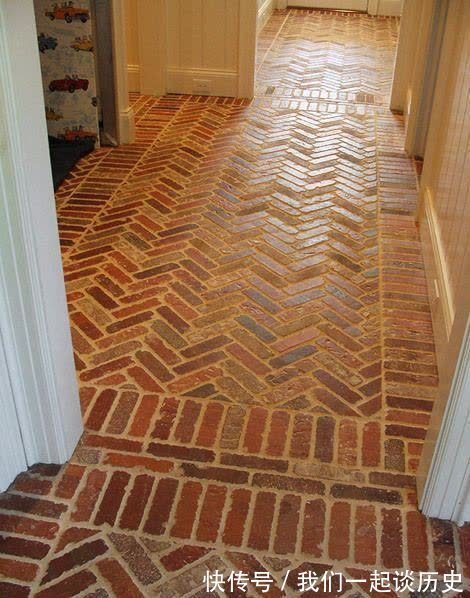 地砖|邻居坚持用红砖铺地,省下一半装修费,看完效果大家争相模仿!