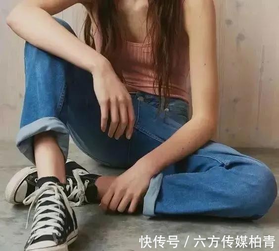 海波丽|99入手!有这么好看的「饼干鞋」,我鞋柜的匡威都得失宠