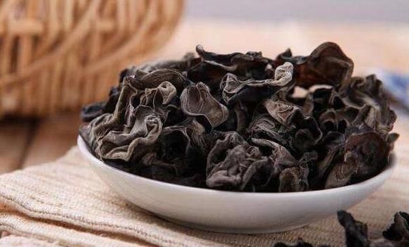 元素量|忠告炒木耳不要放此物,不然就是没事找事,早知道早注意