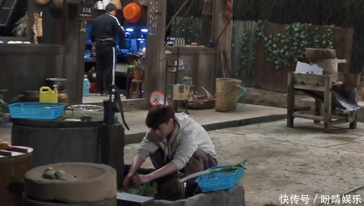 张艺兴 向往5:剪辑拉胯遭吐槽,嘉宾懒还硬剪,却意外成就张艺兴和彭彭