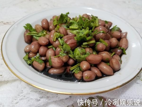 花生|花生不用炸不用煮,这样做简单又美味,每周吃几次,清热又降火