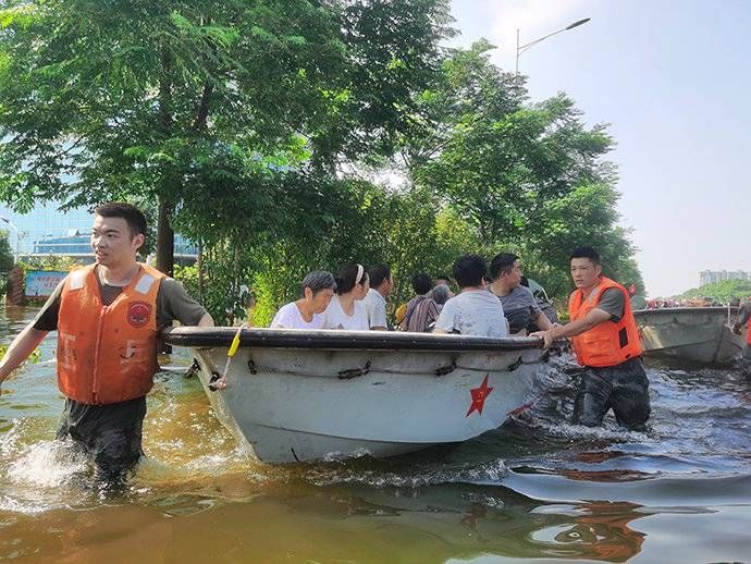 新乡医学院|河南暴雨·救援｜新乡医学院附一院九千余人已于凌晨安全转移