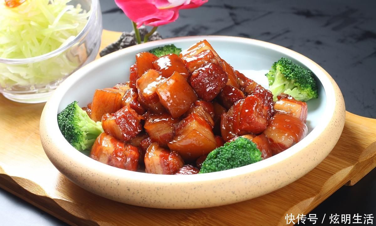 并发症|高血压的“诱因”不是盐，而是它，若想稳定血压，多吃2物