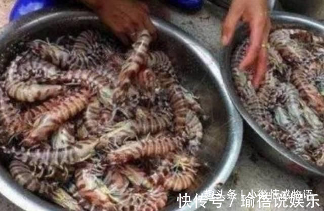 老同学|老同学结婚 我给了200份子钱，可是看见这一桌饭菜