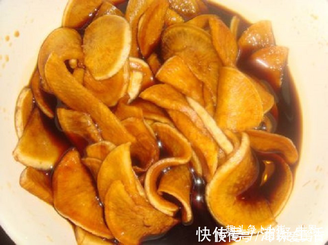 萝卜皮|奶奶教我腌萝卜，不用盐不用水，只需这样做，萝卜清脆爽口又下饭