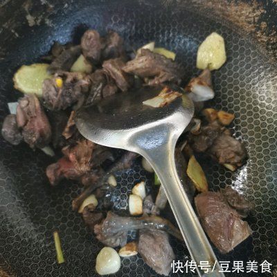 炒鸽子这么好吃，大饭店的经常这么做，