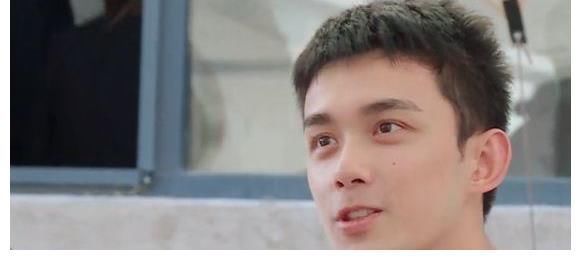 吴磊|赵丽颖离开《拜托了冰箱》何炅飙泪送别,吴磊对她的评价一语中的