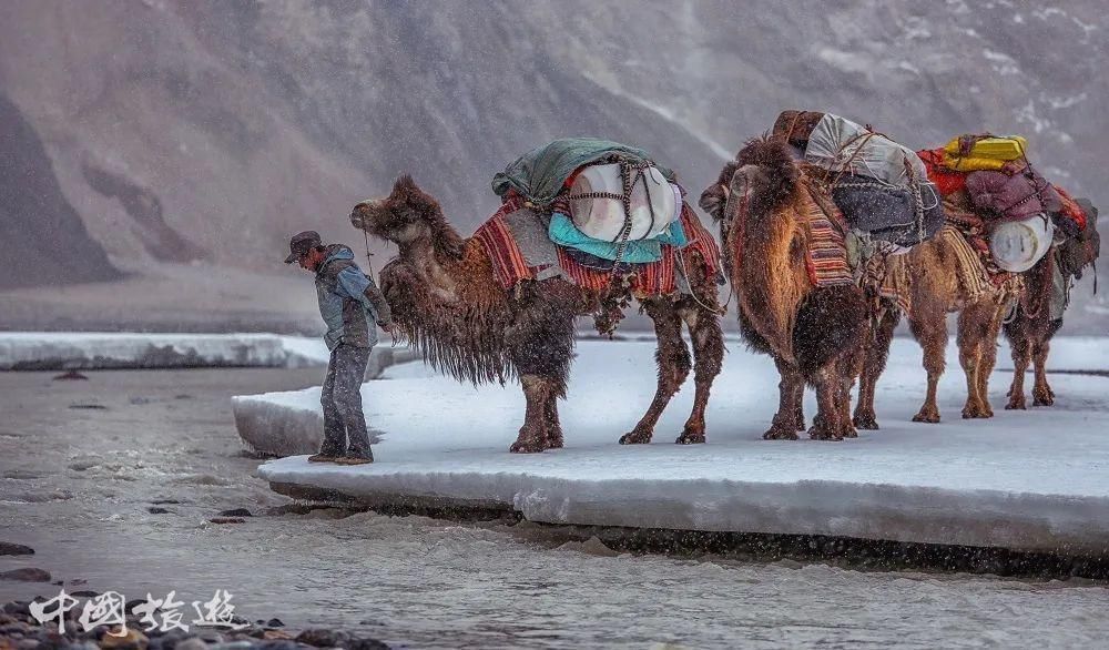 新疆海拔4000米＋冰川秘境，全球到过的游客不过100位
