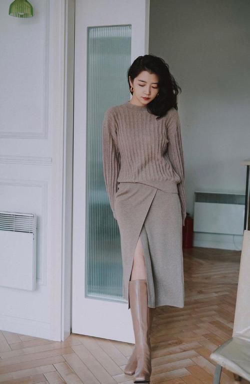 立春后，别穿羽绒服了，太土！学三木这样穿，时髦洋气有女人味