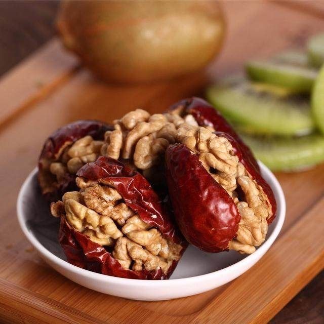 食材|肝脏最爱的8种碱性食材，常吃提高肝脏解毒能力，身体更年轻哦