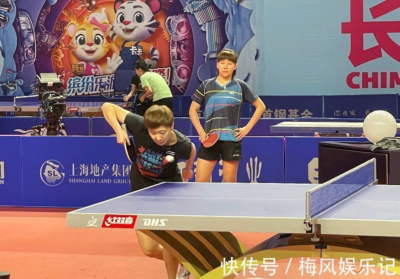 朱雨玲|孙颖莎一骑绝尘,朱雨玲、陈梦、王曼昱形成拉锯,女乒竞争激烈