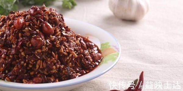 馒头|这是一盆馒头和四道菜，你想和馒头搭配哪一个