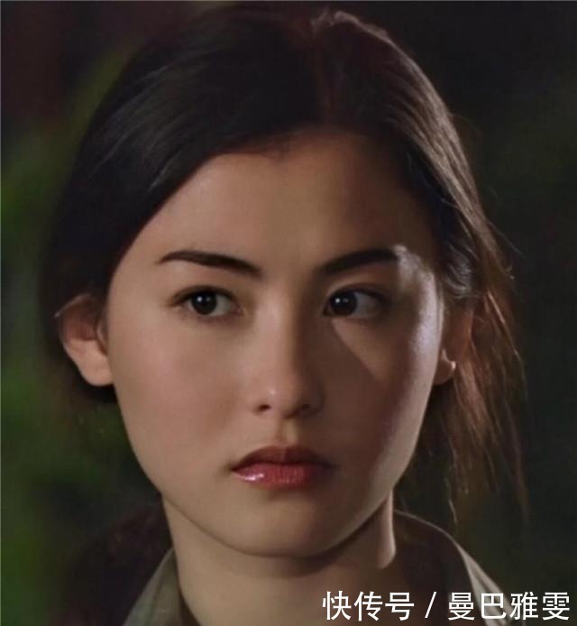 发型可不能瞎换,建议女生:多考虑这4种“热门款”,洋气显脸小