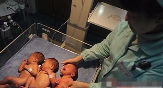 老来得子|52岁产妇生出“三胞胎”，看到娃后却崩溃大哭，医生：有点尴尬