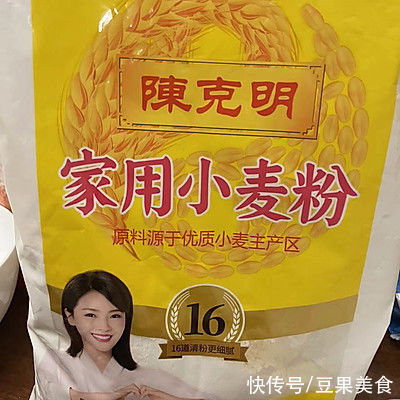 圆饼皮|这道美味可口健康控糖全麦春饼比米其林大厨做的还好吃