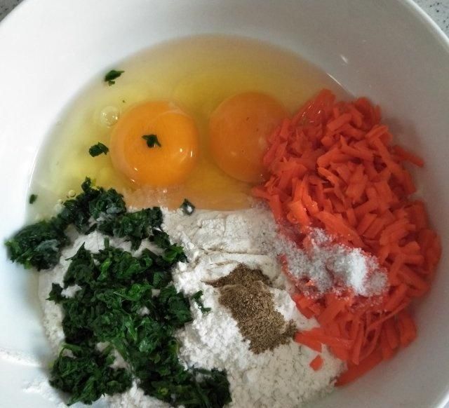 芹菜叶子饼,香软好吃营养,口感丰富,全家人都很喜欢