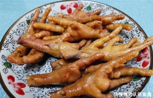 第一次陪男友回家,准婆婆特意下厨招待,上桌后公婆却要出去吃