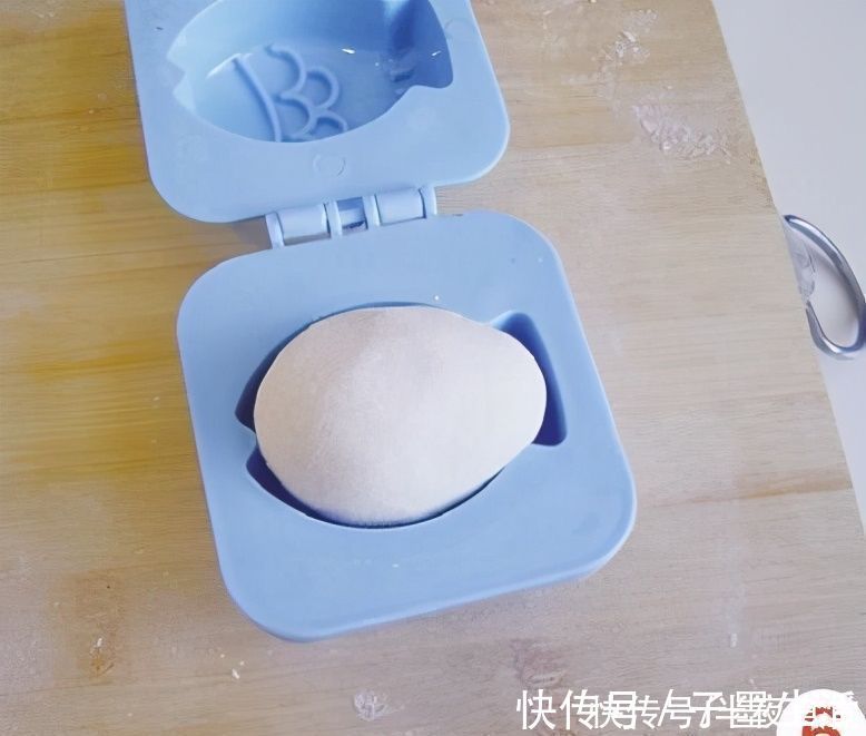 面粉别总蒸馒头，这样做是主食也是点心，酥软香甜，孩子爱吃