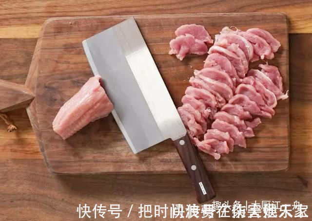 刀石|不管菜刀有多钝，大厨教你这样做，不用磨刀石，菜刀一样锋利如新