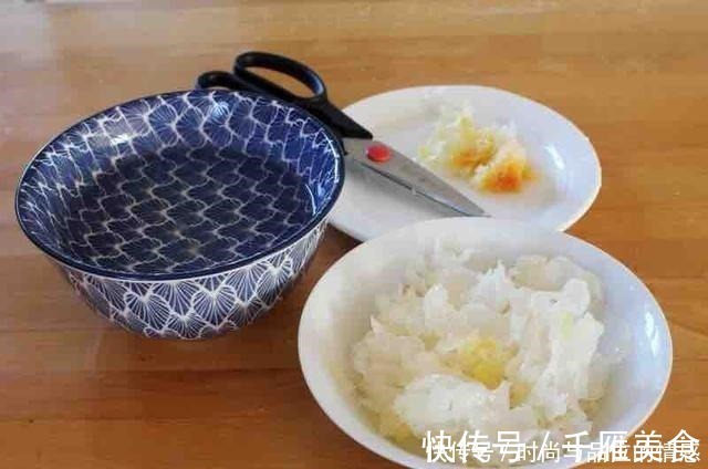 白头发增多，医生推荐多喝它，隔三差五吃1次，白头发慢慢没了